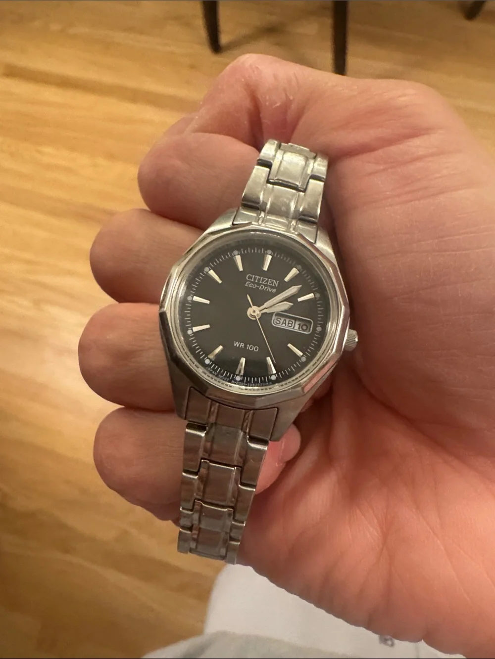 Citizen classic wristwatch